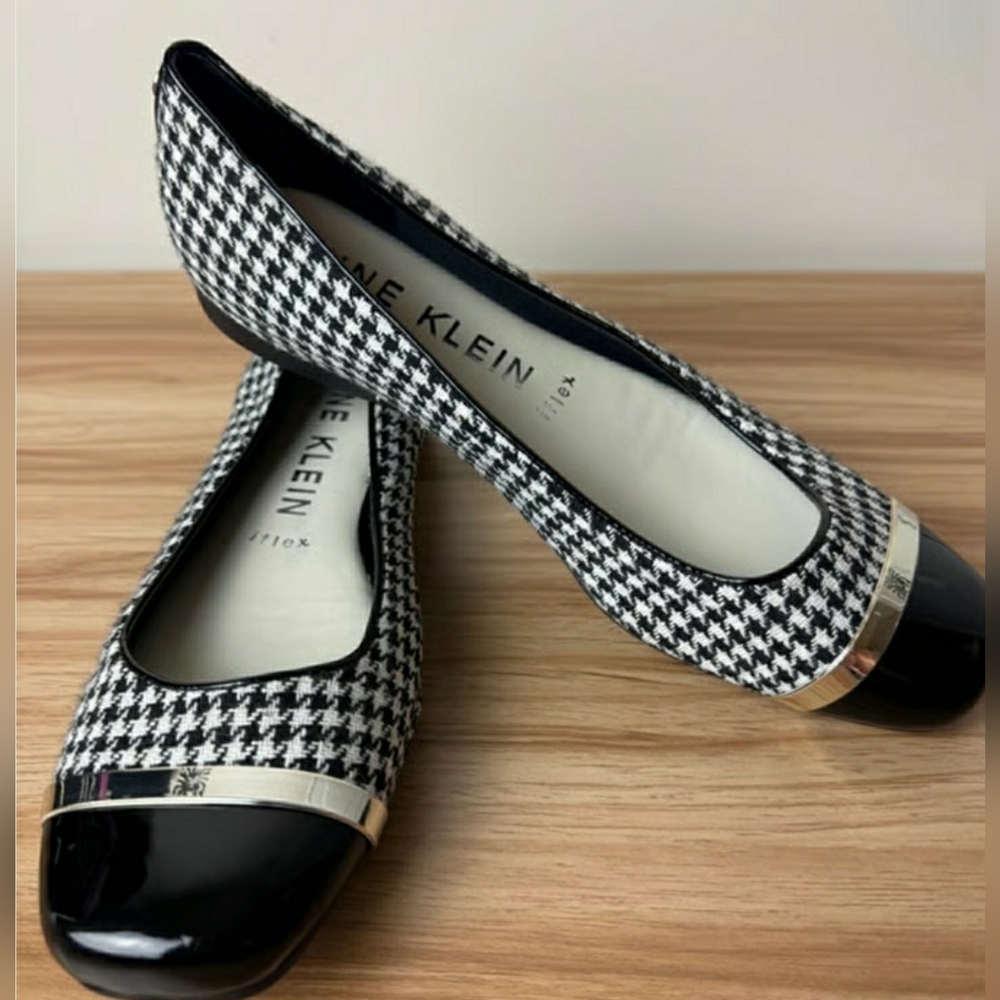 Anne Klein Houndstooth Flats with Black Accents